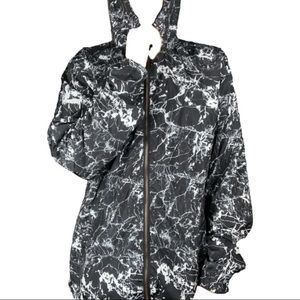 Black and white jacket (with hood)